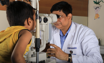 children eye testing hospital